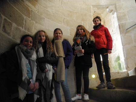 NOS ELEVES DE 5EME AU CHATEAU DE LA HUNAUDAYE : AU COEUR DE L'HISTOIRE MEDIEVALE