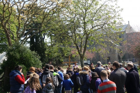 CHEMIN DE CROIX - REMISE DE LA CROIX AUX PROFESSANTS