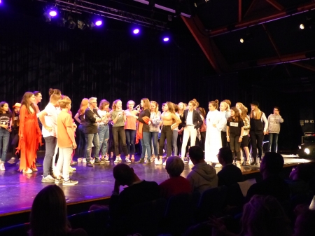 EN SCENE, POUR CELEBRER LES TALENTS ET REENCHANTER NOTRE COMMUNAUTE EDUCATIVE !