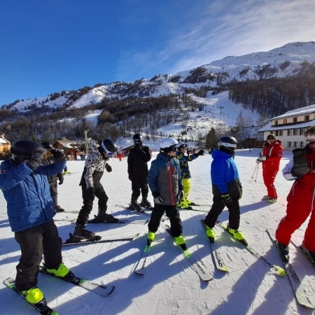 SEJOUR AU SKI NIVEAU 5EME : PREMIER JOUR SUR LES PISTES !